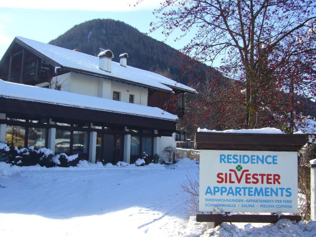 Residence Silvester Racines Exterior foto